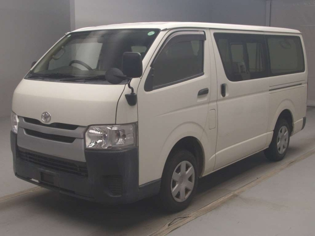 TOYOTA REGIUS ACE VAN 2015