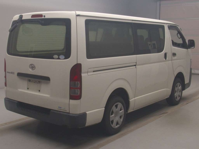 TOYOTA REGIUS ACE VAN 2015