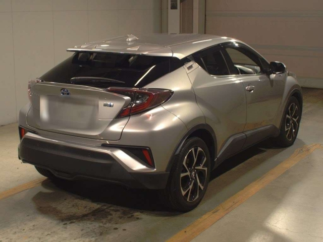 TOYOTA C-HR 2018