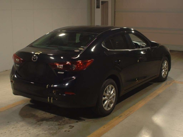 MAZDA AXELA 2016