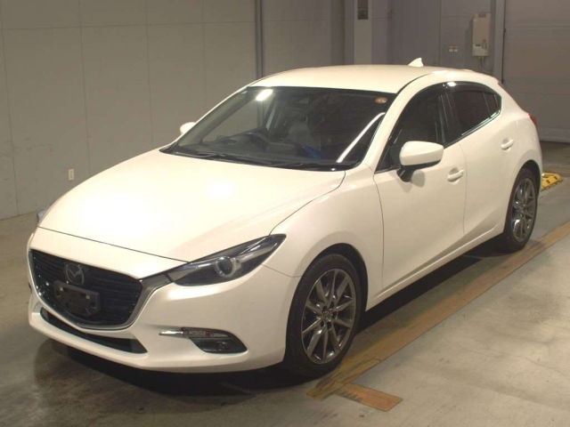 MAZDA AXELA 2017