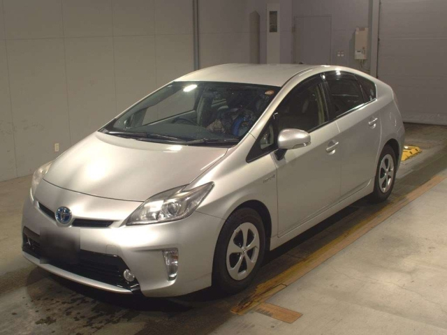 TOYOTA PRIUS 2012
