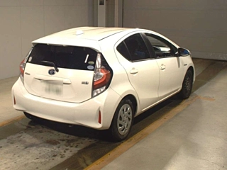 TOYOTA AQUA 2018