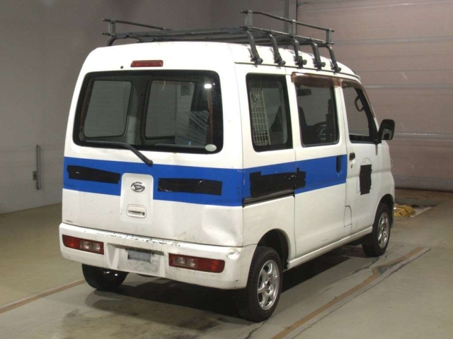 DAIHATSU HIJET VAN 2011