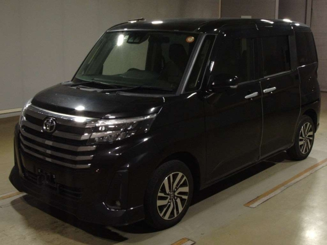 TOYOTA ROOMY 2023