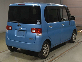 DAIHATSU TANTO 2010