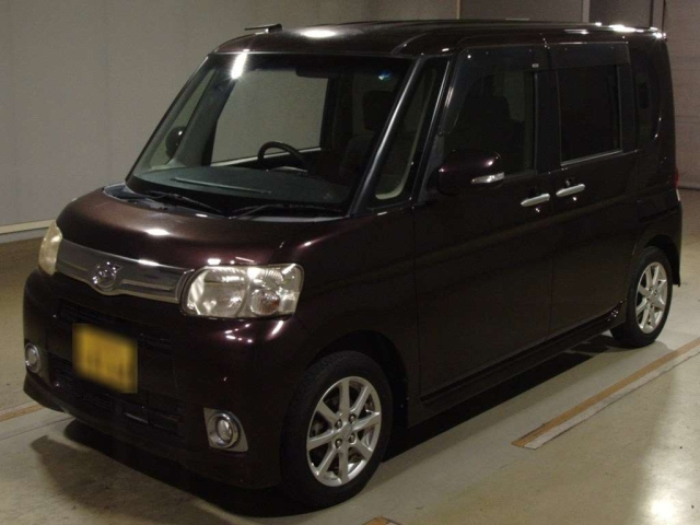 DAIHATSU TANTO 2013