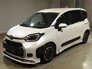 TOYOTA SIENTA 2022