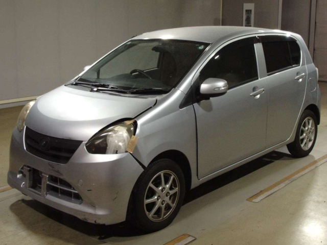 DAIHATSU MIRA E S 2011