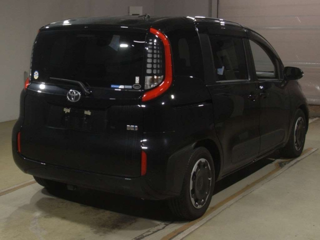 TOYOTA SIENTA 2023