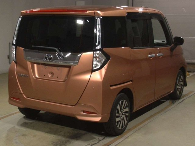 TOYOTA ROOMY 2021