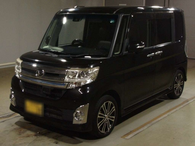 DAIHATSU TANTO 2015