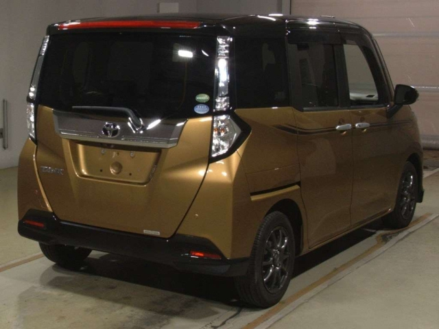 TOYOTA TANK 2016