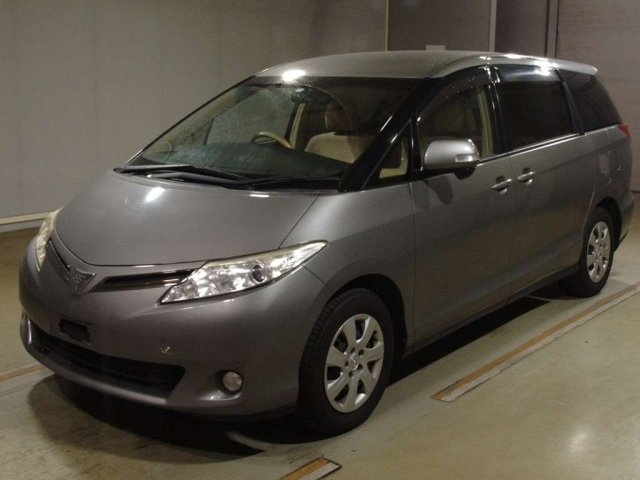 TOYOTA ESTIMA 2014
