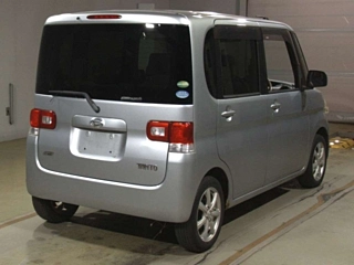 DAIHATSU TANTO 2012