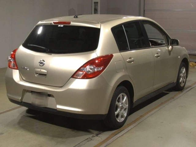 NISSAN TIIDA 2009