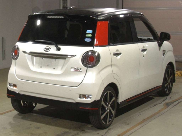 DAIHATSU CAST 2019