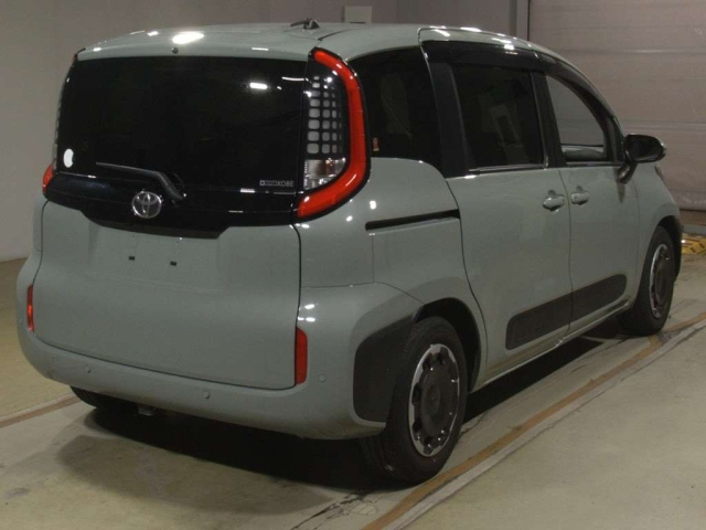 TOYOTA SIENTA 2023