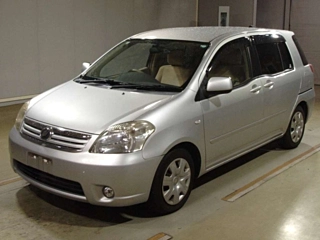 TOYOTA RAUM 2008