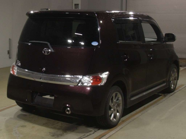 TOYOTA BB 2015