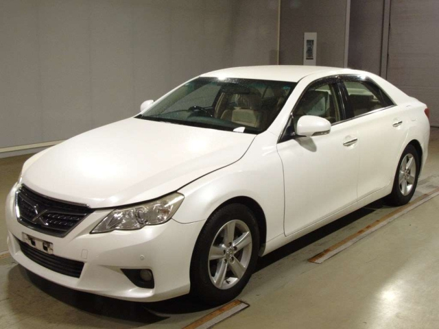 TOYOTA MARK X 2010