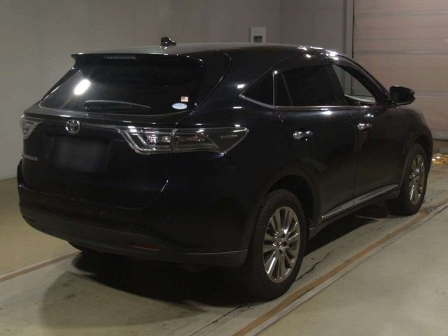 TOYOTA HARRIER 2017
