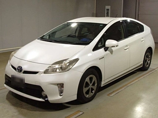 TOYOTA PRIUS 2013