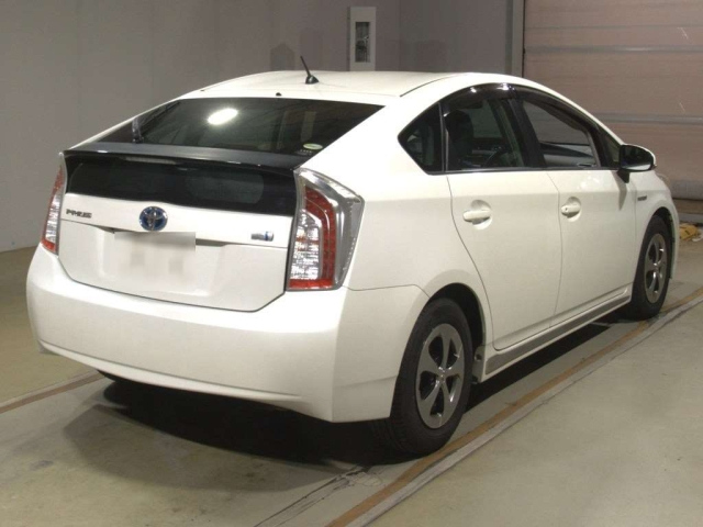 TOYOTA PRIUS 2013