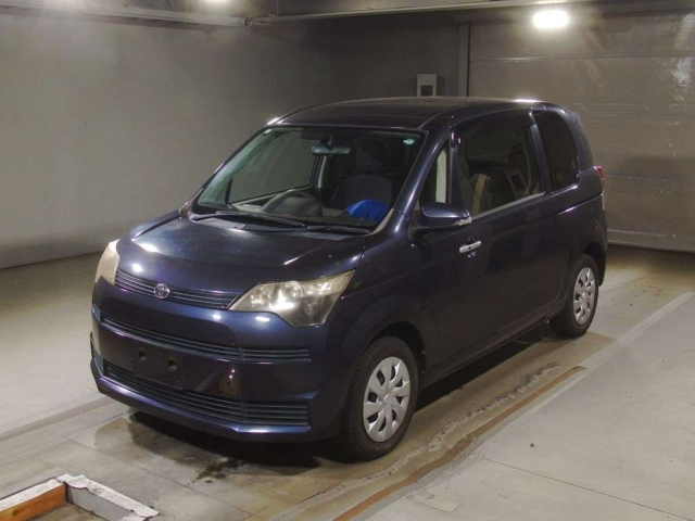 TOYOTA SPADE 2012