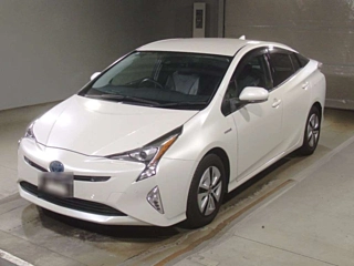 TOYOTA PRIUS 2016