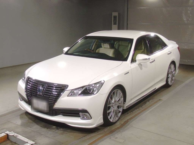 TOYOTA CROWN 2015