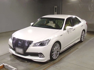 TOYOTA CROWN 2015