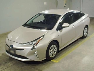 TOYOTA PRIUS 2016