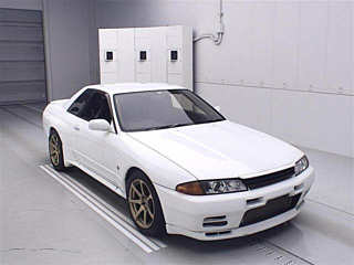 NISSAN SKYLINE BNR32