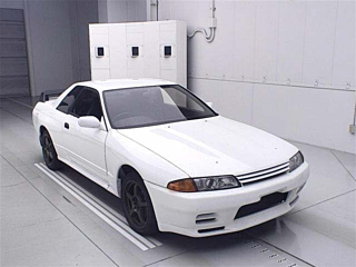 NISSAN SKYLINE BNR32