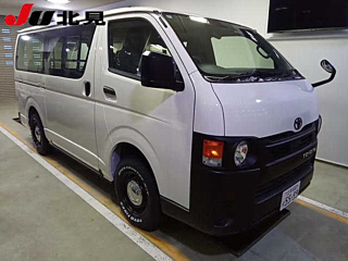 MAZDA BONGO BRAWNY VAN GDH206M