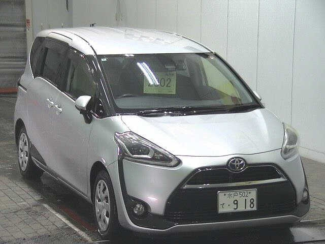 TOYOTA SIENTA 2016