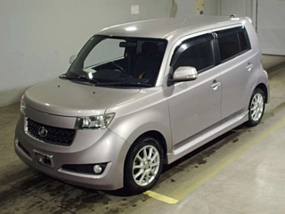 TOYOTA BB