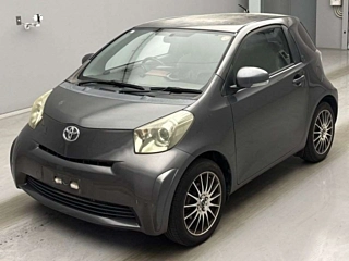 TOYOTA IQ
