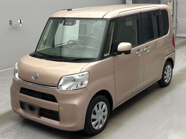 DAIHATSU TANTO 2017