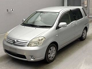 TOYOTA RAUM
