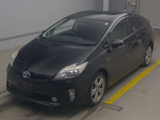 TOYOTA PRIUS 2013