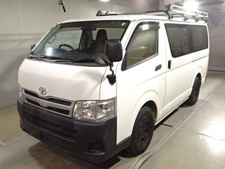 TOYOTA REGIUS ACE VAN