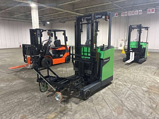 TOYOTA FORKLIFT