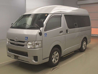 TOYOTA REGIUS ACE VAN