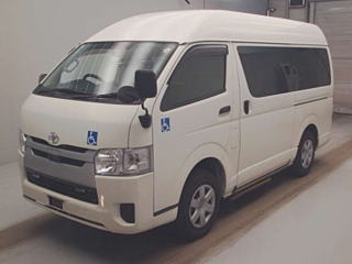 TOYOTA REGIUS ACE VAN