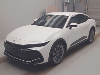 TOYOTA CROWN CROSSOVER