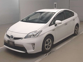 TOYOTA PRIUS PHV