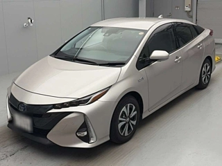 TOYOTA PRIUS PHV