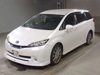 TOYOTA WISH